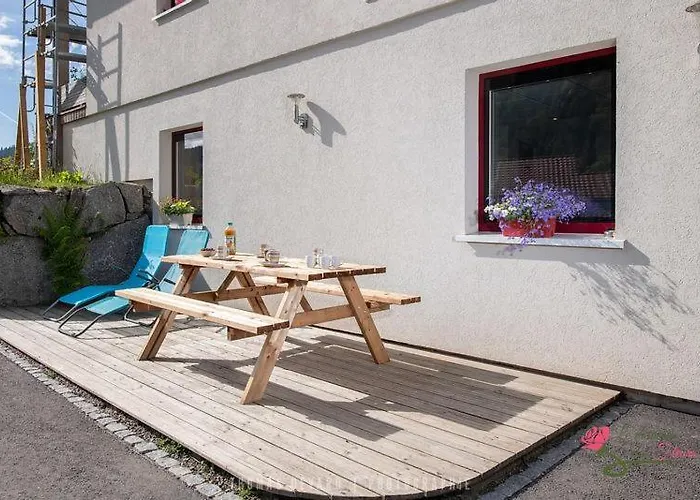 Le Domaine Des Fleurs - La Gentiane Apartmán *